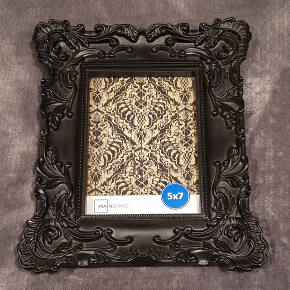 Mainstays Accents Gothic Picture Frame Halloween Black Scroll Frame